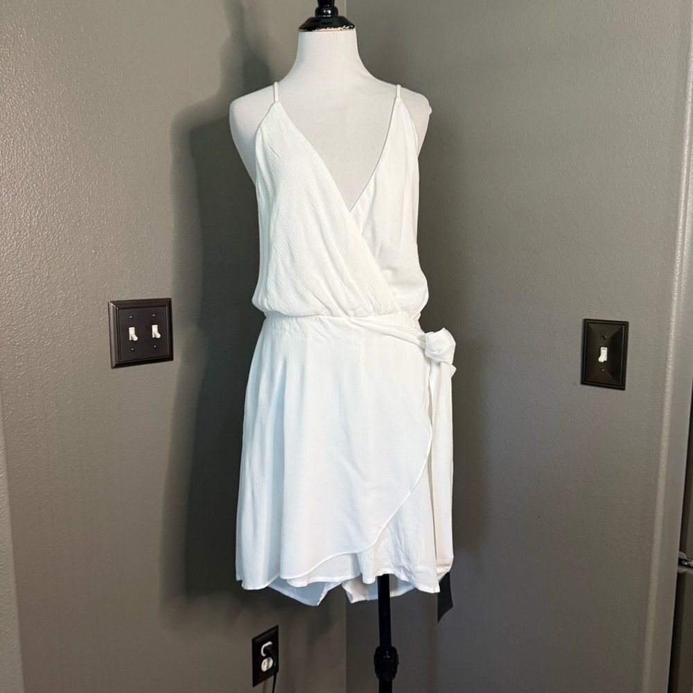 Lulu's crinkle Elegant White wrap front romper